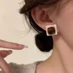 High-end retro coffee-colored earrings celebrity hot style temperament earrings - Image 4