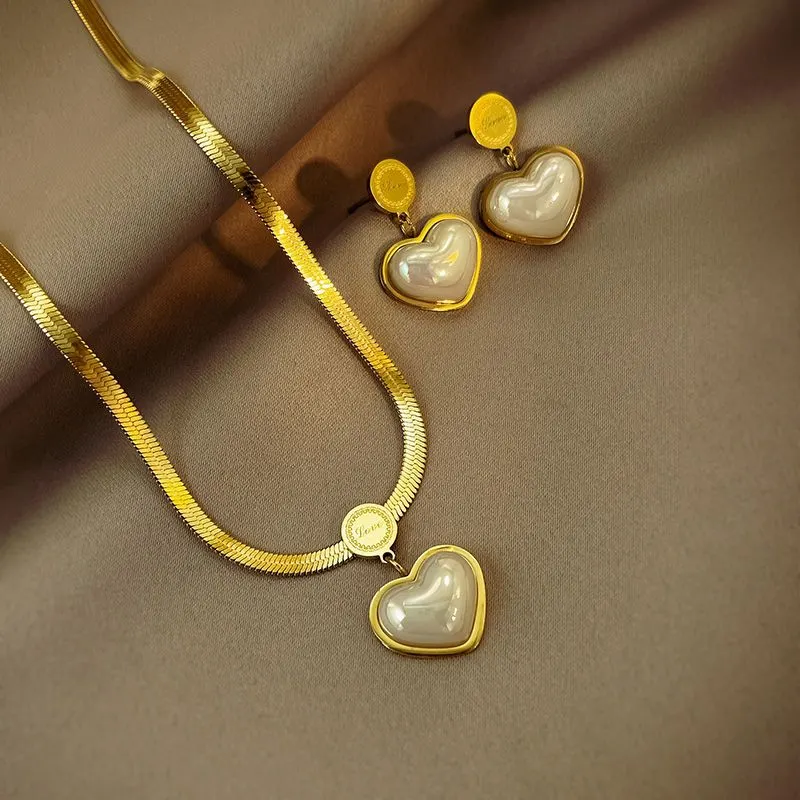 13381148635458934 Vintage Pearl Necklace - Tarnish-Free Titanium Steel Light Luxury Jewelry - Image 1