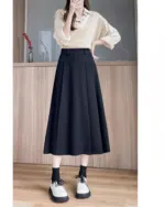 High-Waisted Pleated Maxi Skirt - Image 3