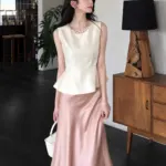 Beaded Beige Sleeveless Vest & Pink Flared Skirt