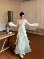 Elegant Chinese-Inspired Floral Blouse & Maxi Skirt Set - Image 2
