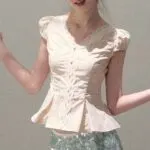 Lace V-Neck Slim Fit Waist Shirt - Image 4
