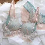 Lace Wireless Push-Up Bra Set - Image 3