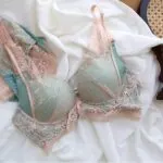 Lace Wireless Push-Up Bra Set - Image 2